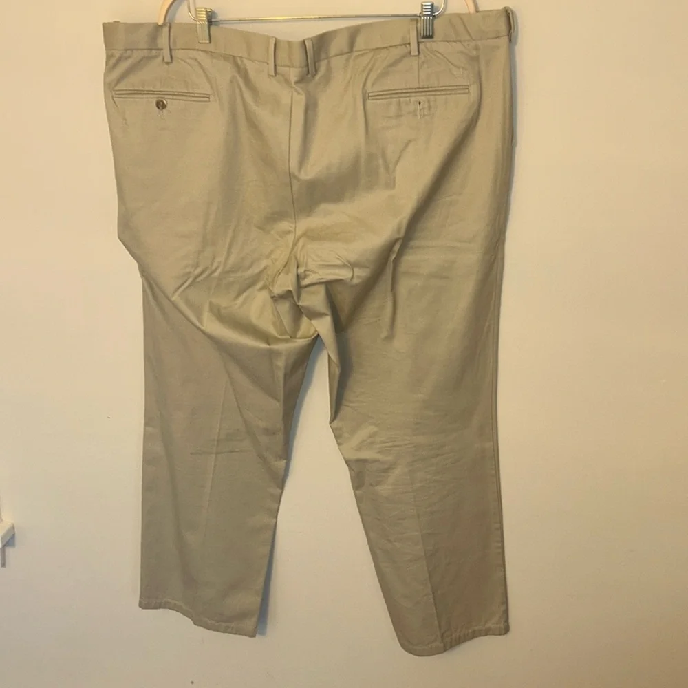 Men’s Khaki Pants